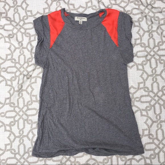 Urban Outfitters Tops - 🦄 2 for $13 UO Bycorpus Cotton Tee